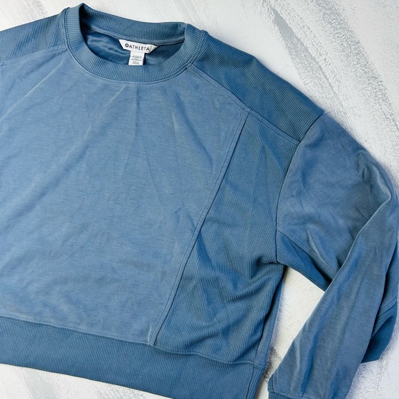 Athleta crewneck - Picture 1 of 7